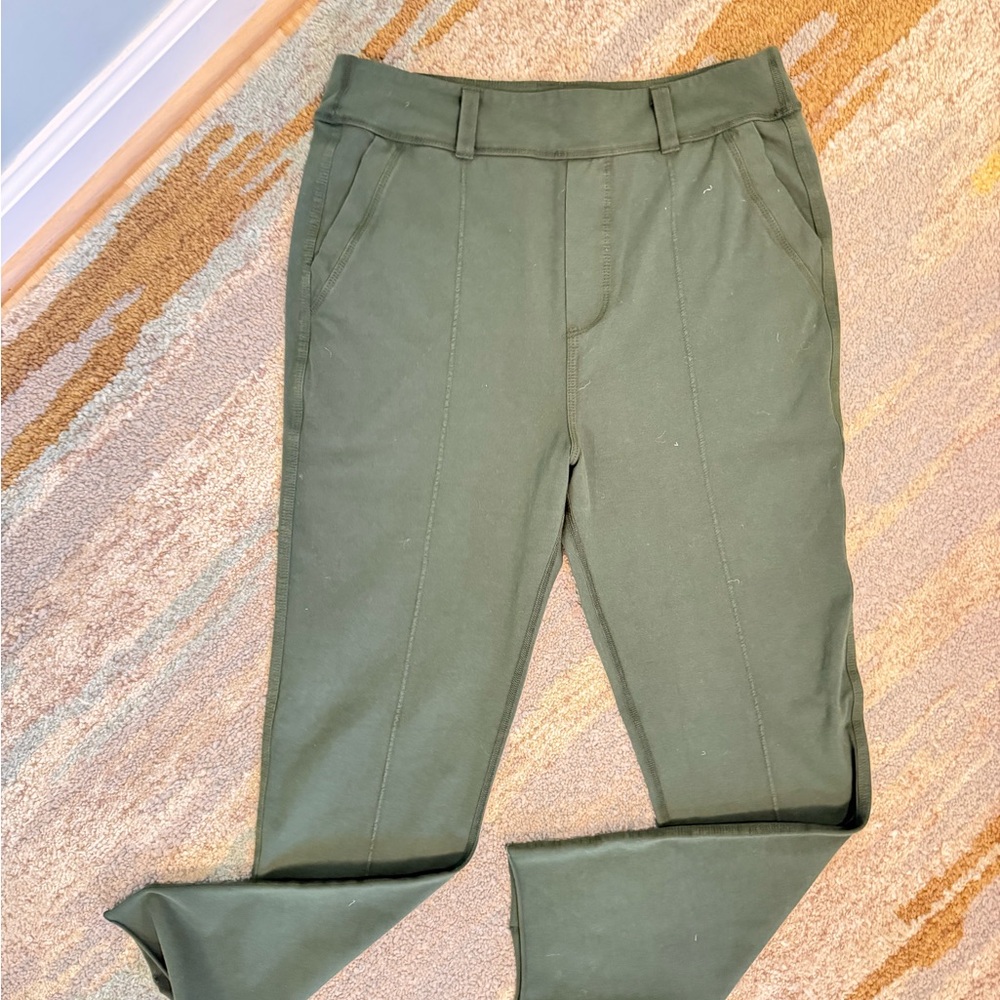 Frank & Eileen Olive Chinos
